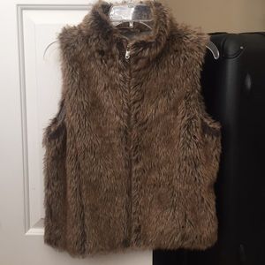 Fur vest